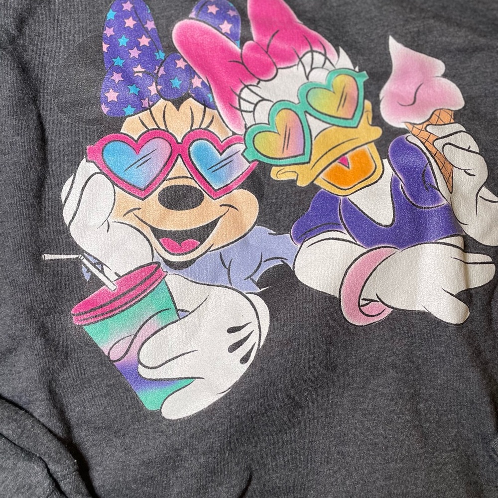 Disney’s 90s ORIGINAL- Daisy and Minnie graphic long sleeve sweater